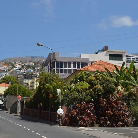 Top Floor With Balcony In Funchal Ngoại thất bức ảnh