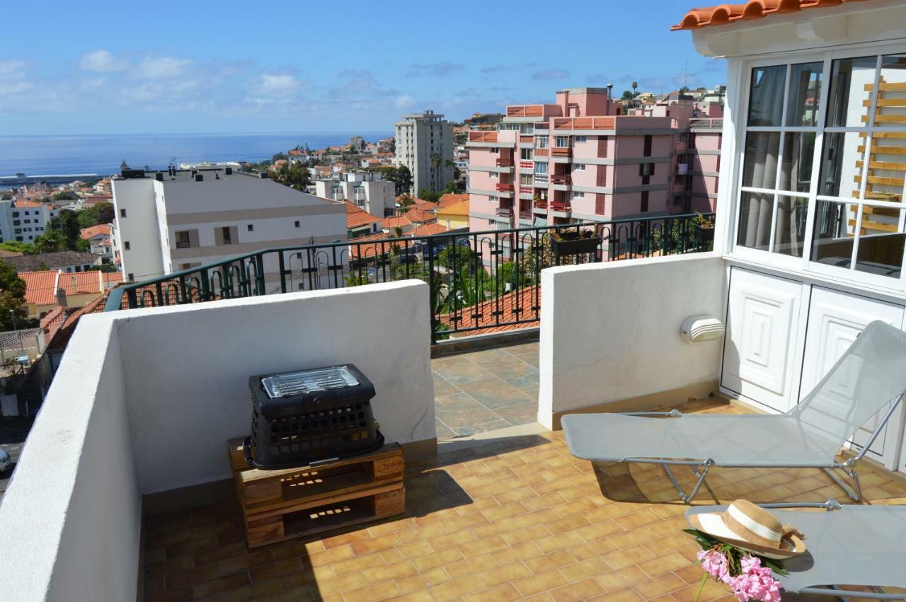 Top Floor With Balcony In Funchal Ngoại thất bức ảnh