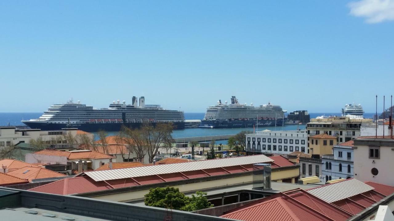 Top Floor With Balcony In Funchal Ngoại thất bức ảnh